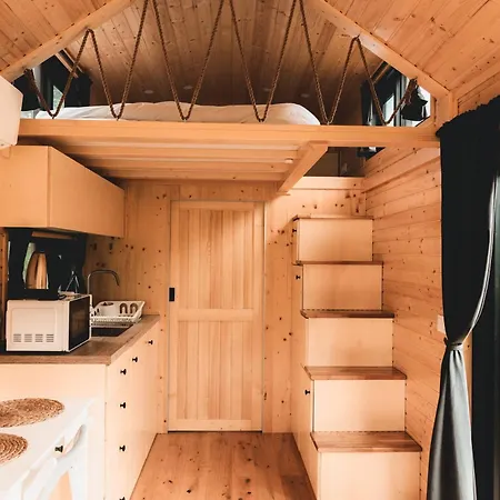 Dom wakacyjny Paradise By Tiny Away Bessé-sur-Braye